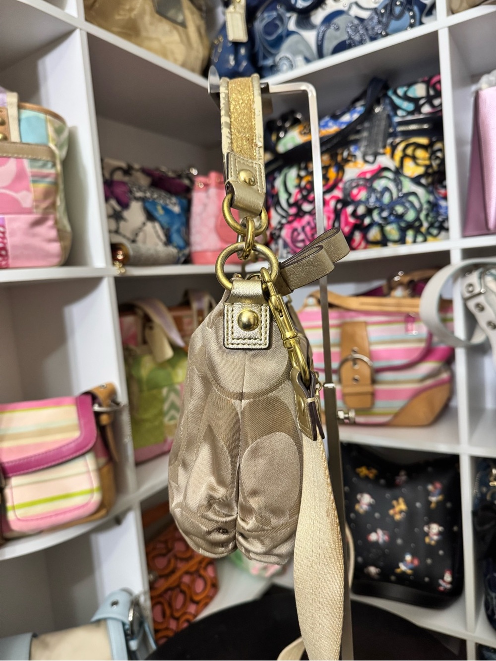 Coach Poppy ‘Pop C’ Shoulder Bag - Picture 6 of 11